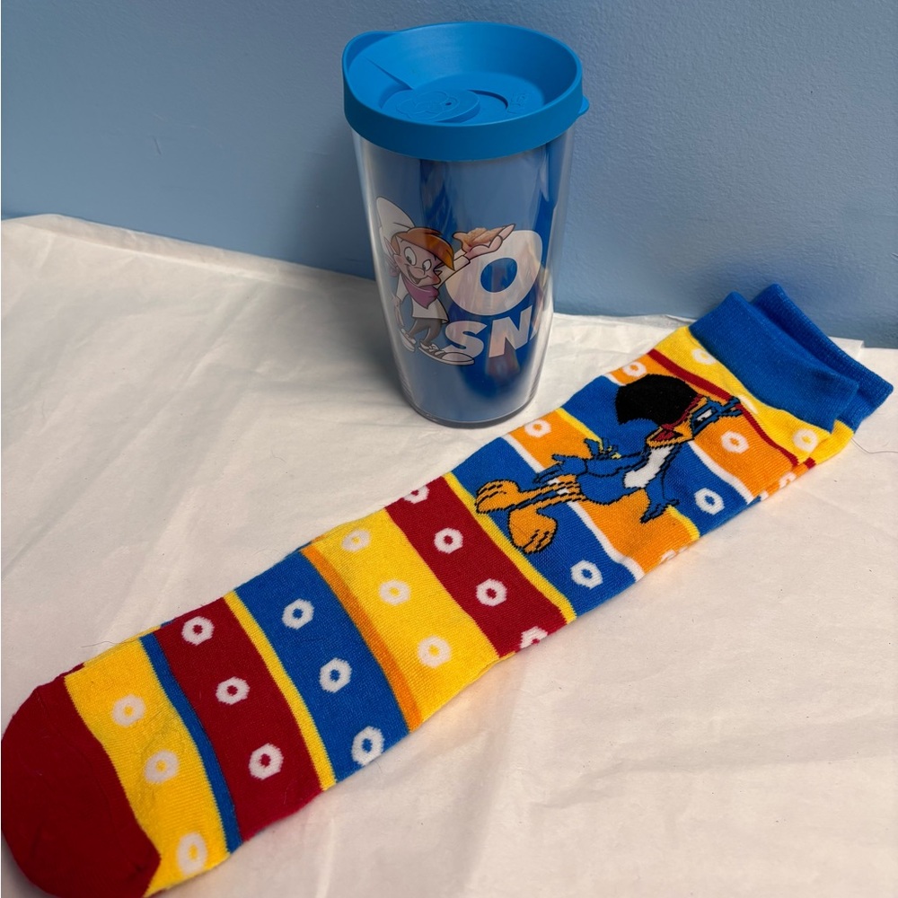 New! Kelloggs Merchant Bundle Fruit Loops Socks & Tervis Rice Krispy Travel Cup